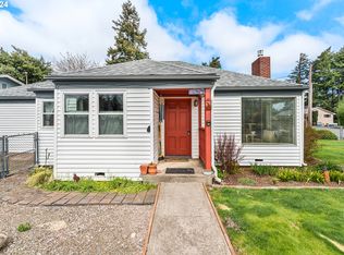 1432 Myrtle Ave, Coos Bay, OR 97420