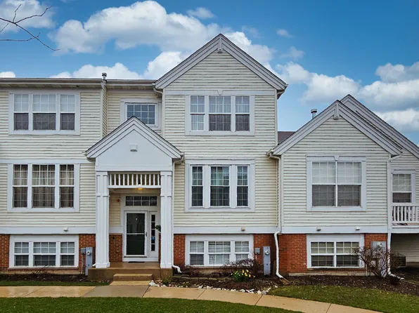3029 Nicklaus Ln, Wadsworth, IL 60083