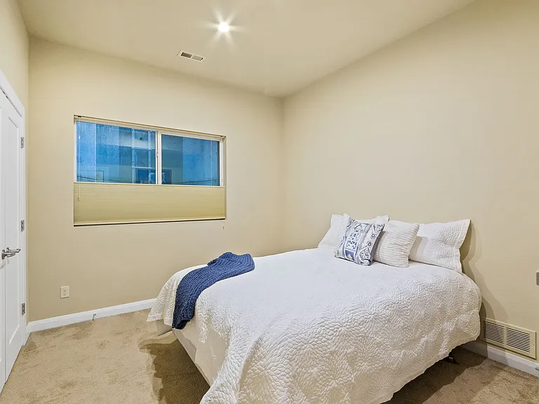 6779 Raritan Dr — Photo 13