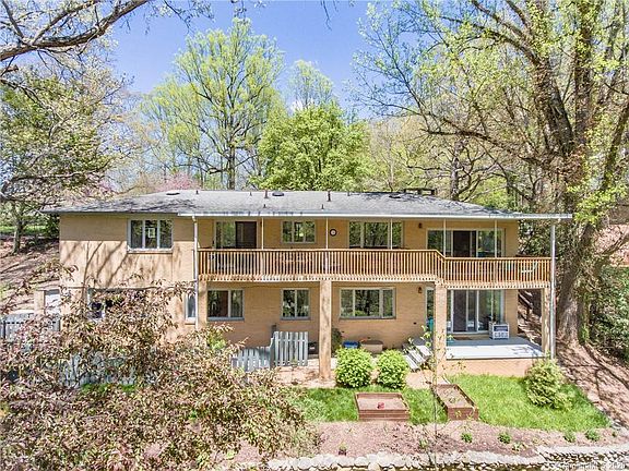 5th image of 94 Merrimac Cir