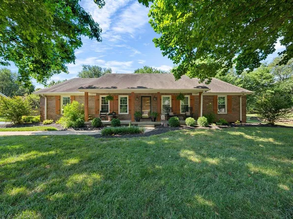 35 Clayridge Ct, Bowling Green, KY 42103
