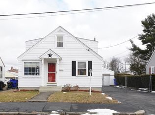 14 Jones Ave, Pawtucket, RI 02861