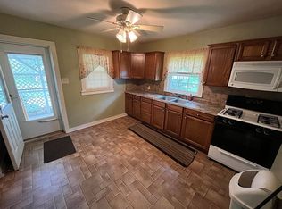 601 Park St, Anderson, MO 64831