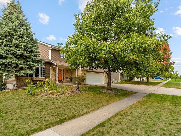 2nd image of 4123 Briarwood Dr