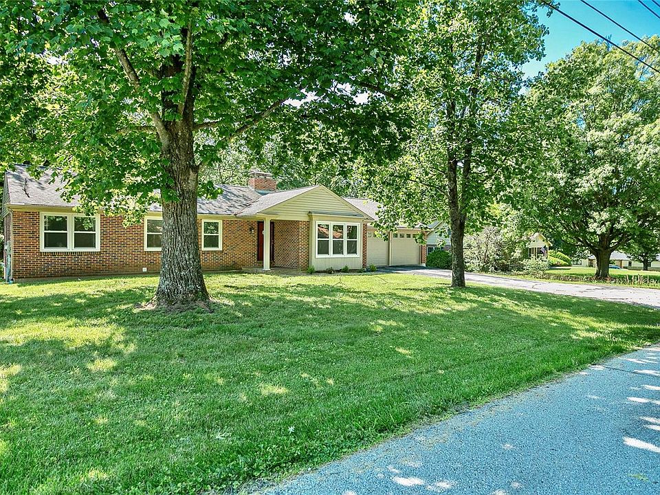 1st image of 49 Fairview Dr