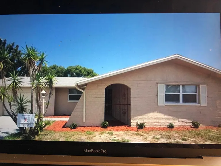 Jasmine Blvd — Photo 2