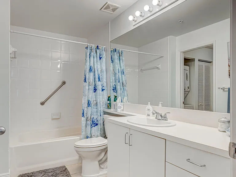630 Sapodilla Ave #112 — Photo 28
