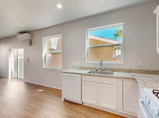 2112 Coal Ave SE #B, Albuquerque, NM 87106