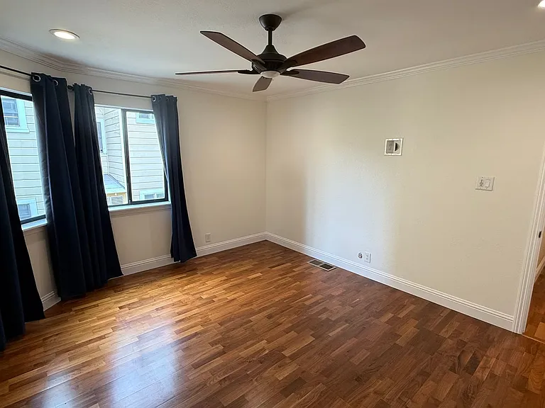 1415 Eddy St — Photo 23