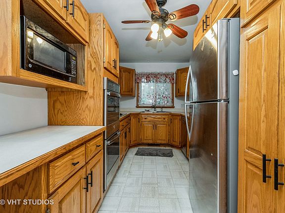 5th image of 8736 S 55th Ave