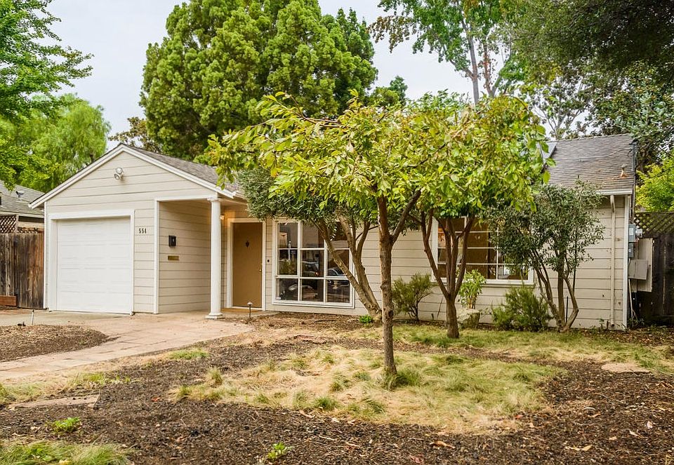 1st image of 554 Kelly Way