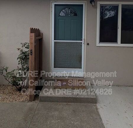 5th image of 1792 Halterman Ave