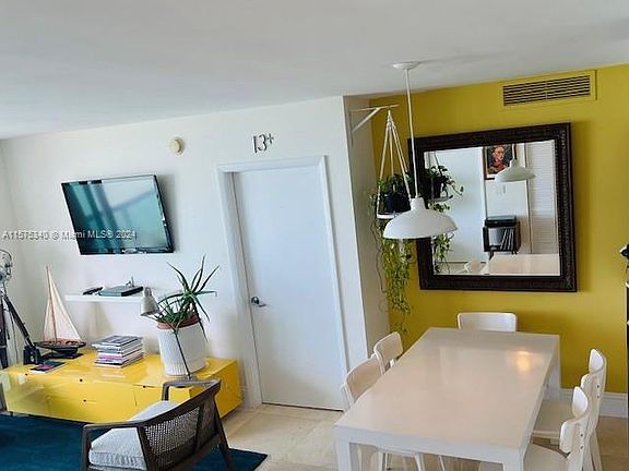 4th image of 1800 N Bayshore Dr APT 1703