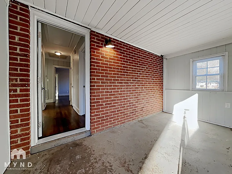 2915 Allen Rd S — Photo 16