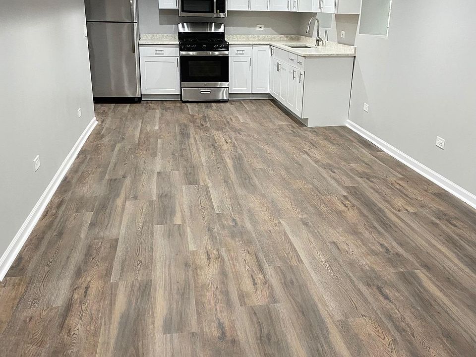 Kitchen\Dinning room 28 x 10.5