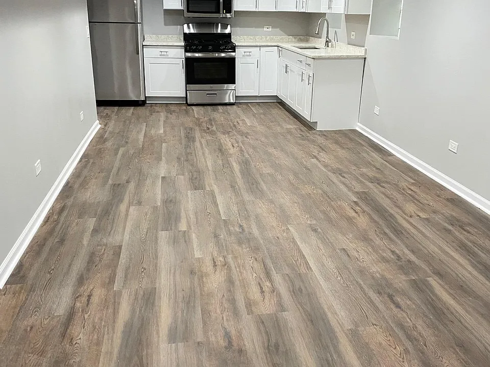 Kitchen\Dinning room 28 x 10.5