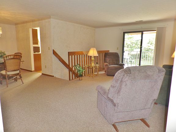 2nd image of 4211 Victorian Green Dr Unit 1