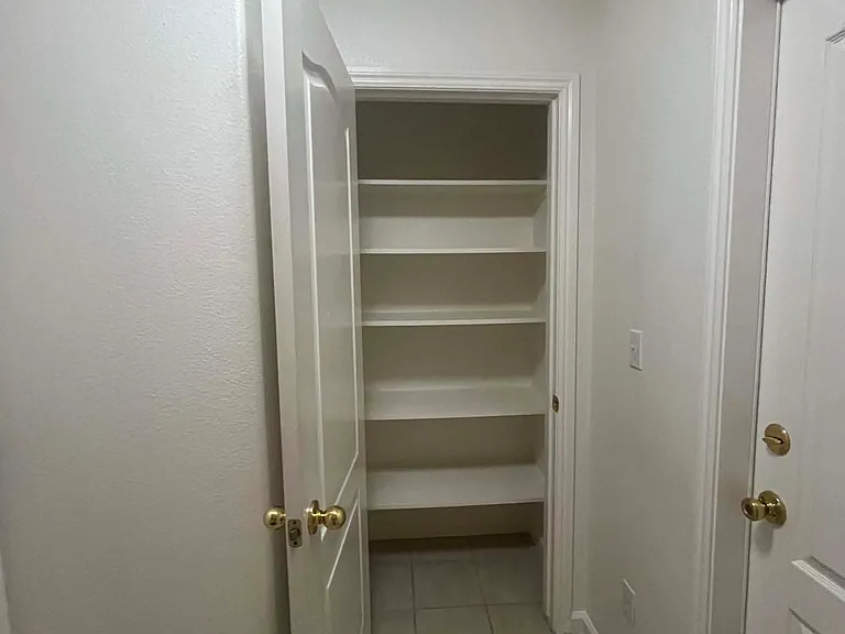 2120 Freedom St — Photo 10