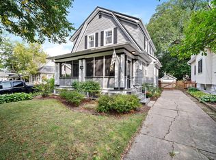 2338 N 71st St, Wauwatosa, WI 53213