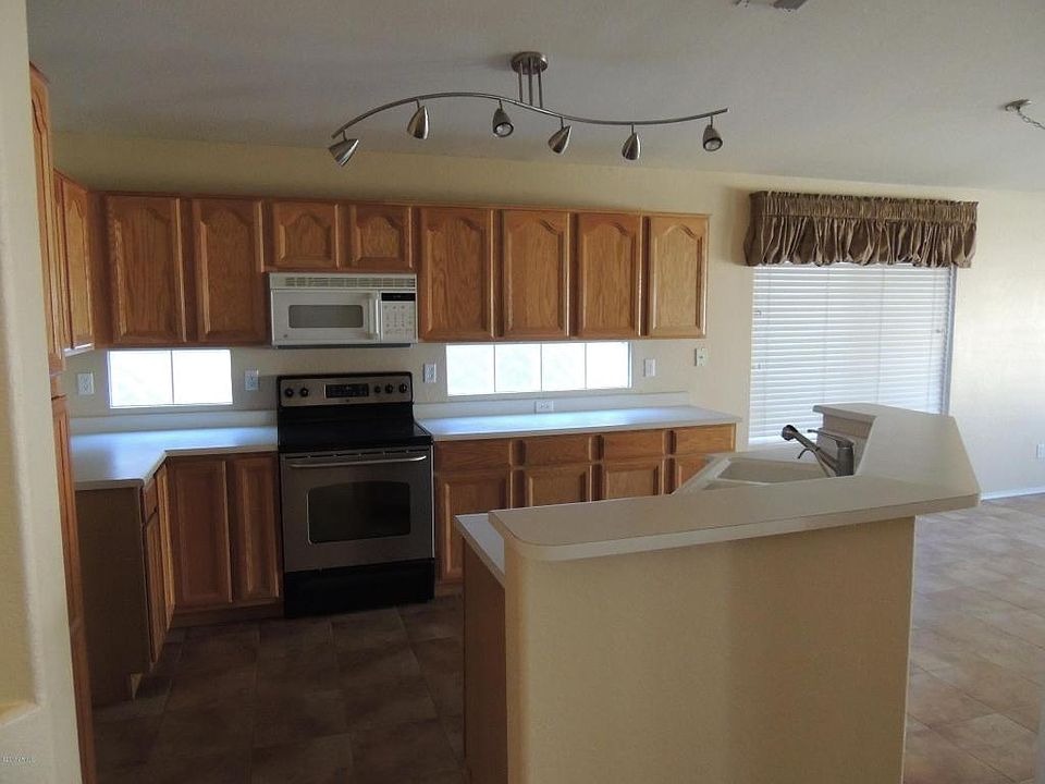 1st image of 8824 W Wedgewood Dr