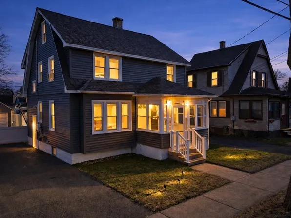 73 Oklahoma St, Springfield, MA 01104