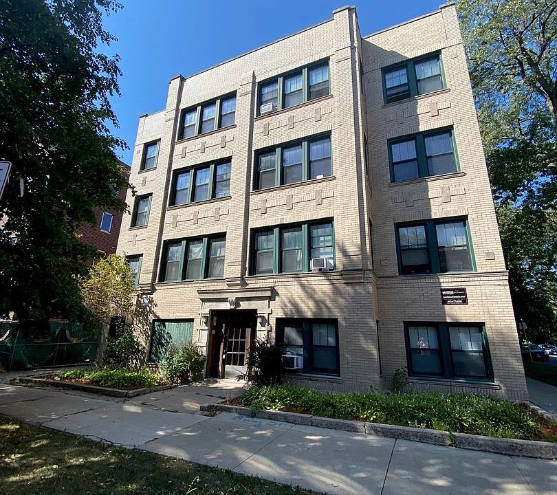 1st image of 3222 N Karlov Ave #3224-B