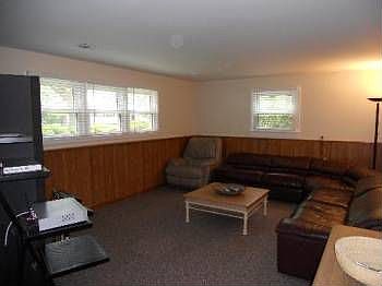 4th image of 855 E Anderson Dr