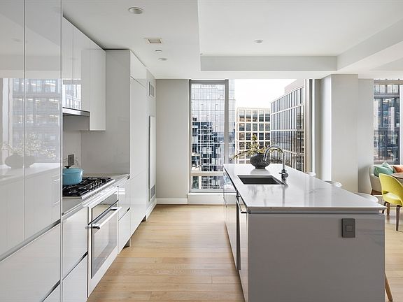 2nd image of 133 Seaport Blvd Unit 2101