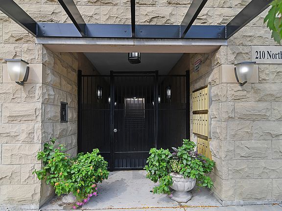 3rd image of 210 N Cass Ave APT 7