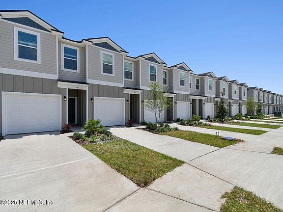 2nd image of 30 Zaragoza Dr