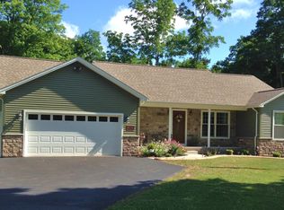 11622 East Ave, Marilla, NY 14102