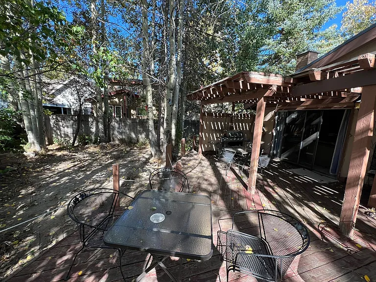 528 Tahoe Keys Blvd — Photo 36