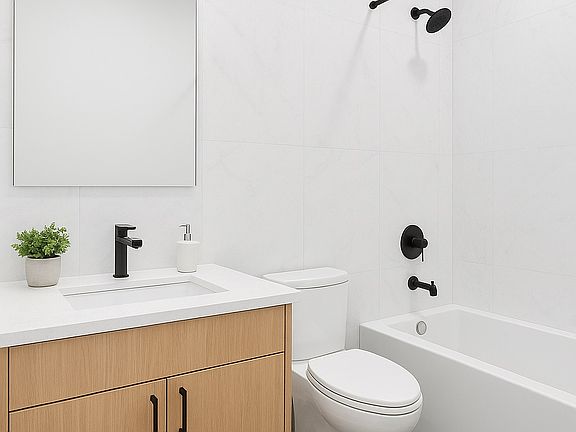3rd image of 3325 Ely Pl SE #3