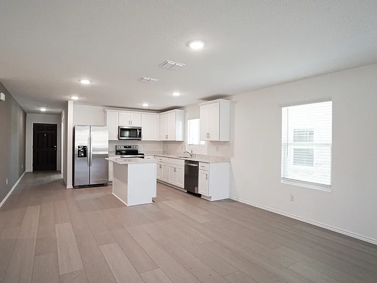 2043 Pleasant Knoll Cir — Photo 18