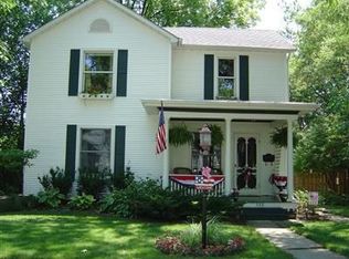488 S East St, Crown Point, IN 46307