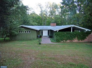 16 Forrest Blend Dr, Titusville, NJ 08560