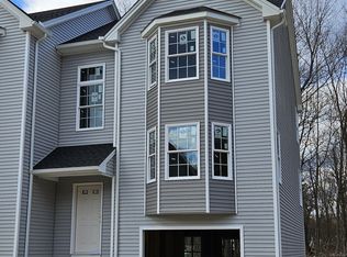 16 Summer Brook Way, Seymour, CT 06483