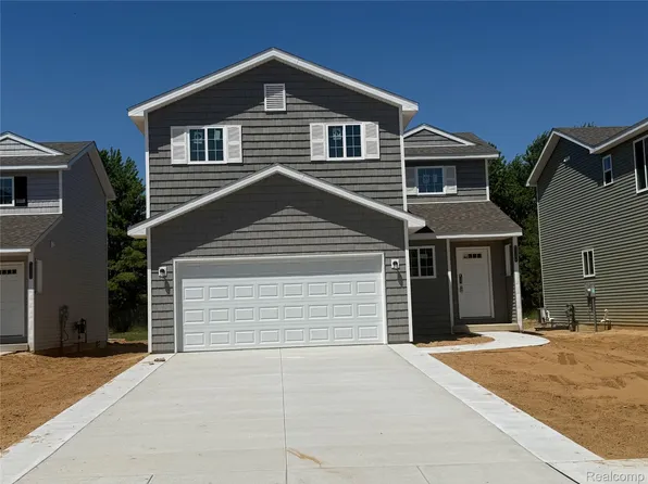 5744 Copper Tree Park, Waterford, MI 48327