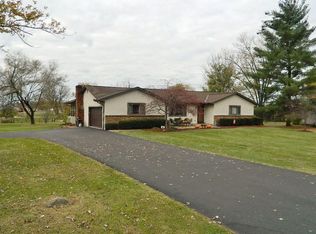 281 Florence Dr, Pickerington, OH 43147