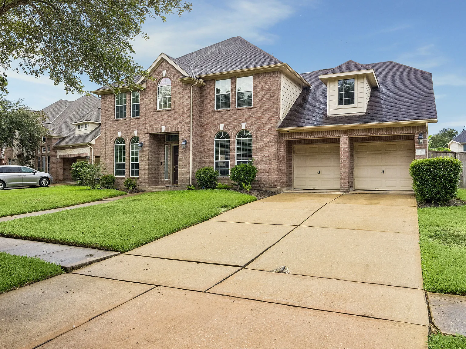 4 bed, 3.5 bath, 3315 sqft, $3,800 — Photo 4
