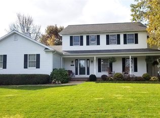 5948 Cobblestone Dr, Erie, PA 16509