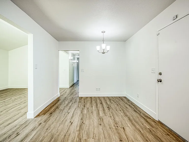 672 W Antonio Dr — Photo 12