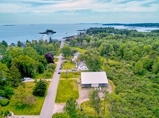 19 Crescent Beach Road, Owls Head, ME 04854