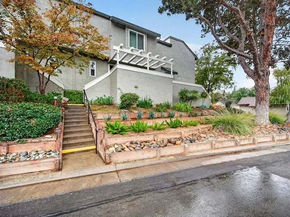 3072 Swallows Nest Dr, Sacramento, CA 95833