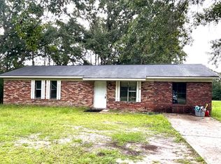 1590 Talmadge Rd, Allenhurst, GA 31301