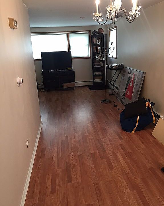 1st image of 1135 Hannah Ave