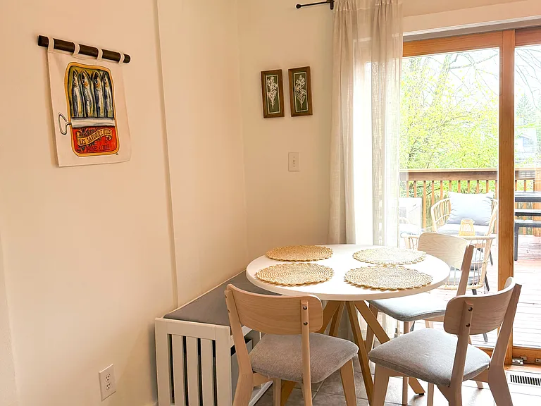 Isis Ave — Photo 14