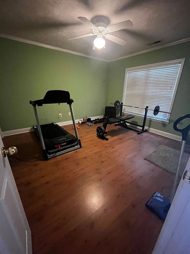 3 bedroom 3 bath with Fenced in Yard in Taberna — Photo 2