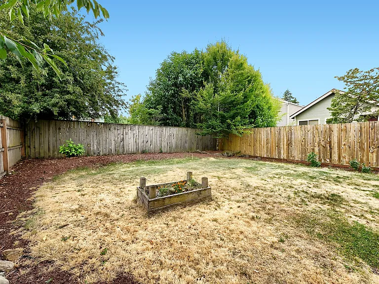 6020 SE Raymond St — Photo 27