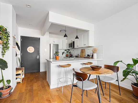3rd image of 1229 Putnam Ave #3B
